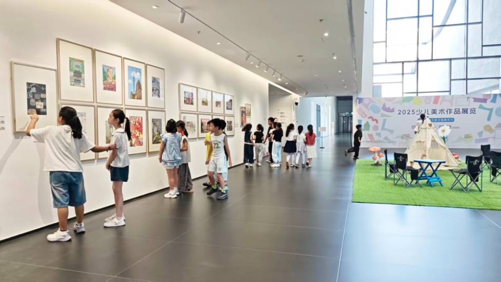   展览现场。新华网发（邱春静摄）